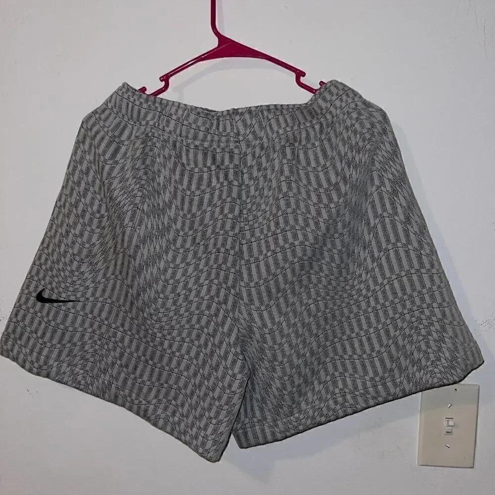 Nike sportswear tech
